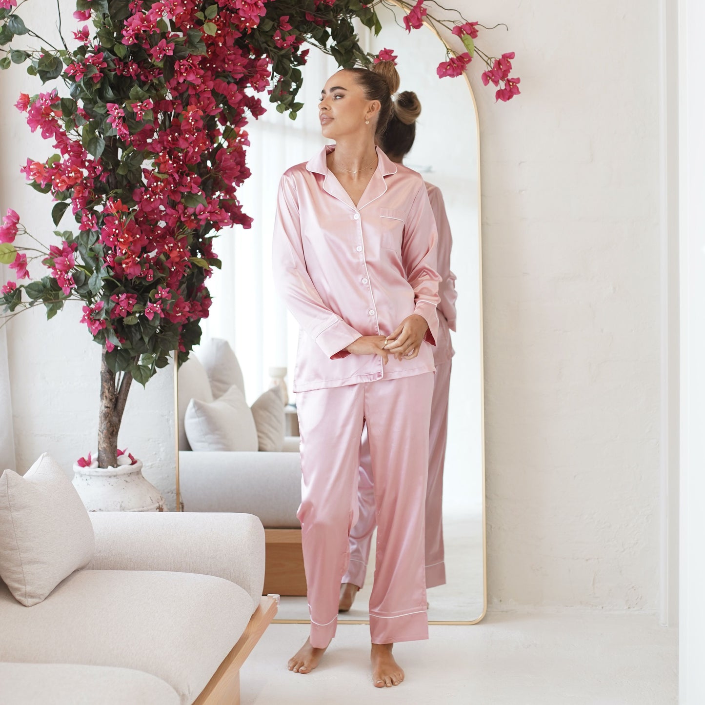 Long Sleeve Pyjamas in Dusty Pink with White Piping