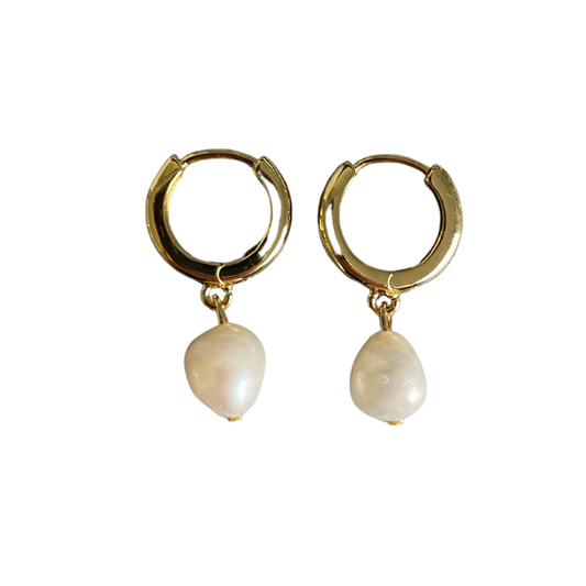 Ivy Gold Pearl earring