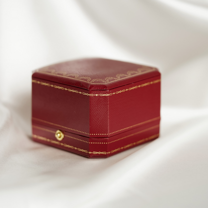 Ring Box in Luxurious Red